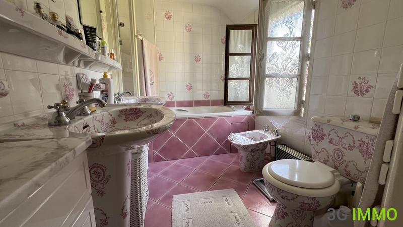 Maison de ville - 137 m² - 6 pièces