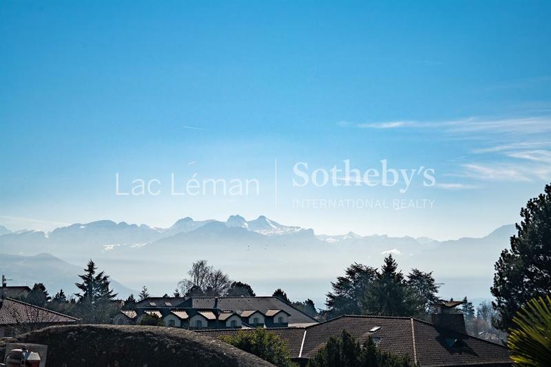 Maison - 200 m² - 6 pièces