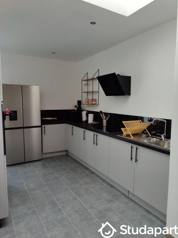 Chambre - 12 m² - 1 pièce