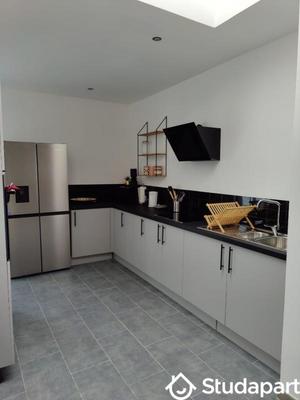 Chambre - 12 m² - 1 pièce