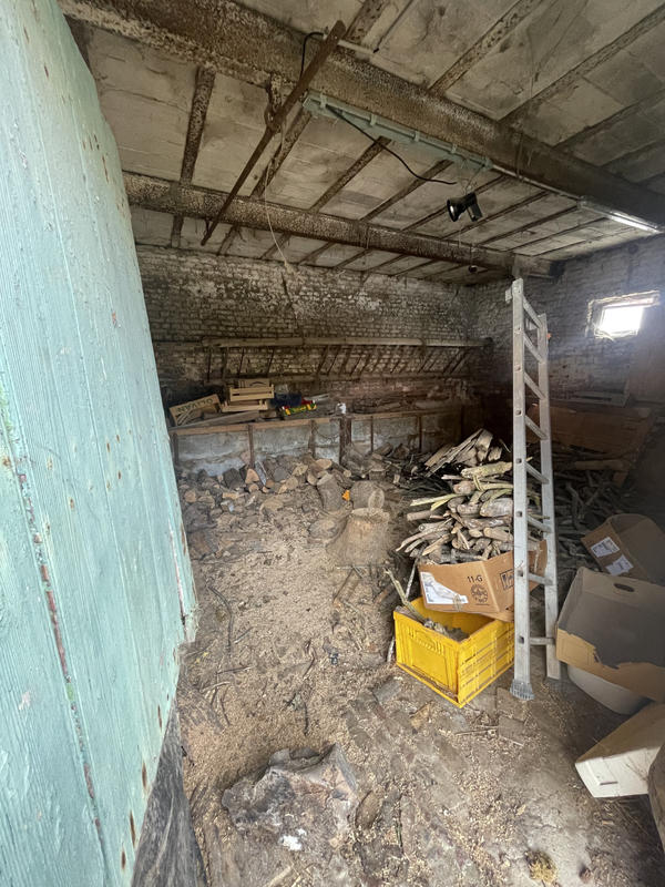 Maison - 140 m² - 1 pièce