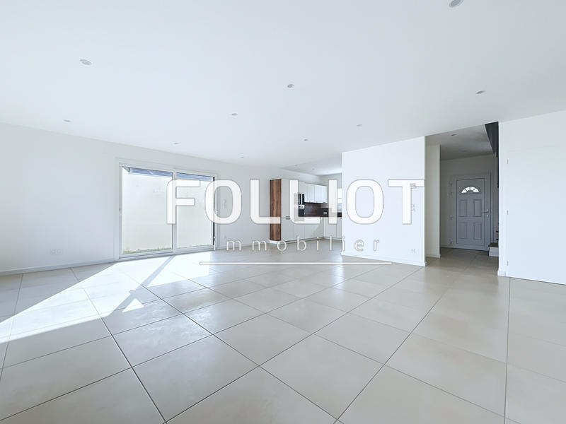 Maison - 139 m² - 6 pièces