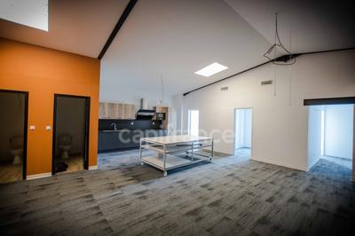 Bureau - 152 m² - 8 pièces