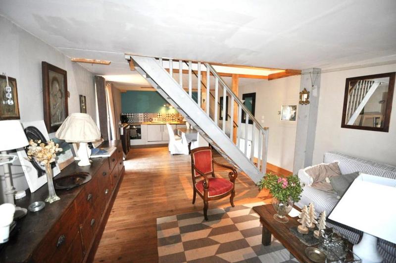 Maison en pierre - 450 m² - 12 pièces