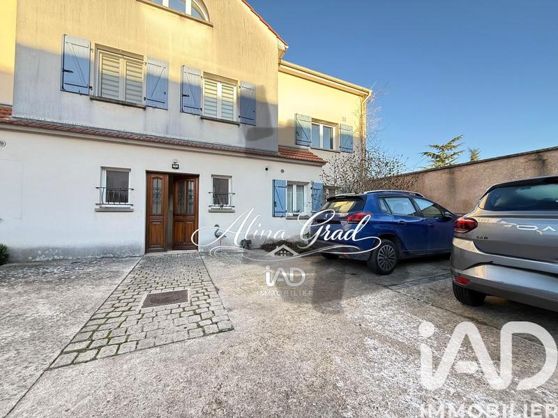 Maison de ville - 80 m² - 5 pièces