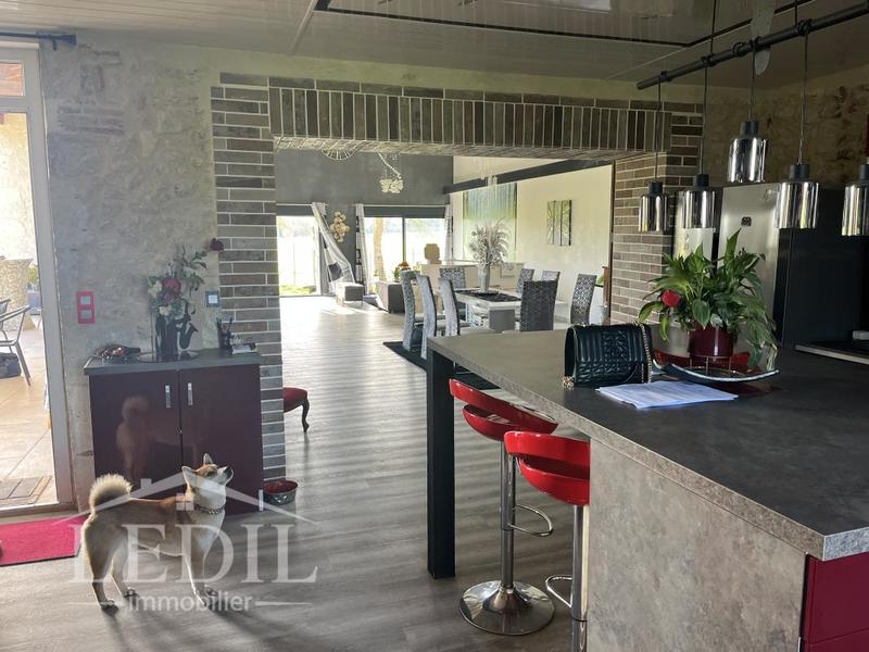 Maison en pierre - 179 m² - 4 pièces