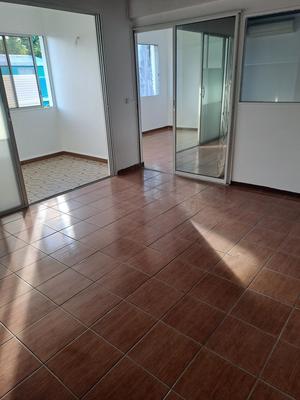 Bureau - 184 m² - 5 pièces