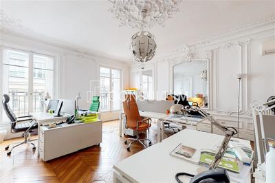 Bureau - 191 m² - 7 pièces