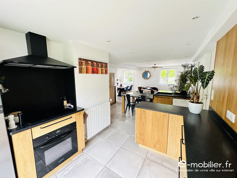 Maison - 156 m² - 6 pièces