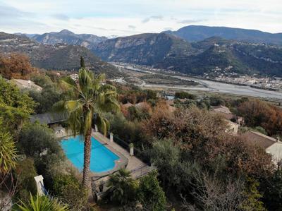 Villa - 310 m² - 8 pièces