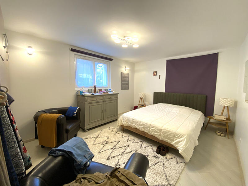 Maison - 260 m² - 9 pièces