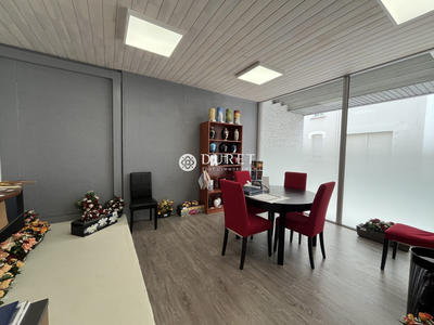 Local commercial - 138 m² - 4 pièces