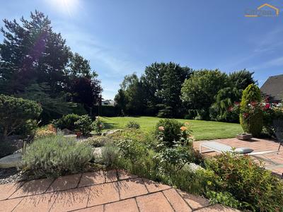 Maison contemporaine - 209 m² - 6 pièces