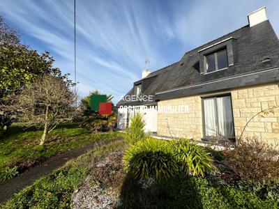 Pavillon - 120 m² - 6 pièces