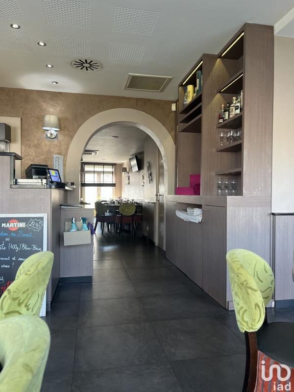 Local commercial - 240 m²