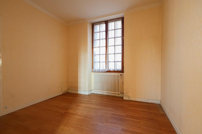 Maison - 178 m² - 6 pièces