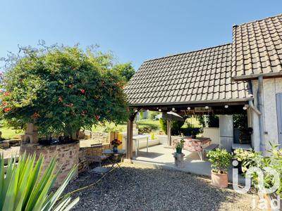 Maison - 95 m² - 5 pièces