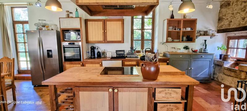 Maison - 295 m² - 7 pièces