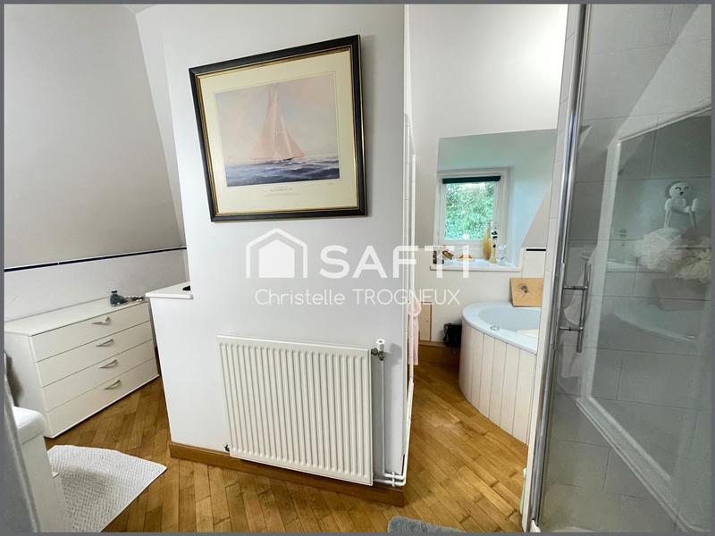 Maison - 200 m² - 5 pièces