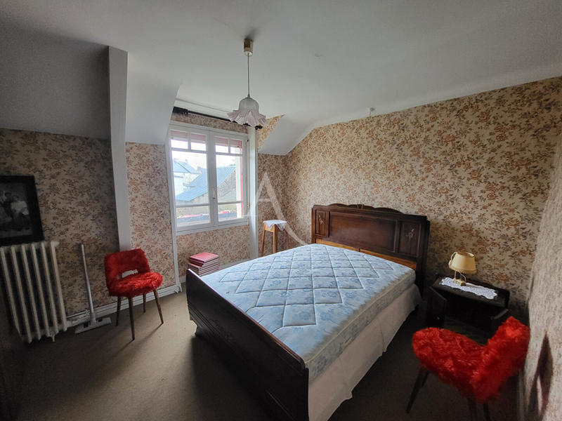 Maison - 92 m² - 5 pièces