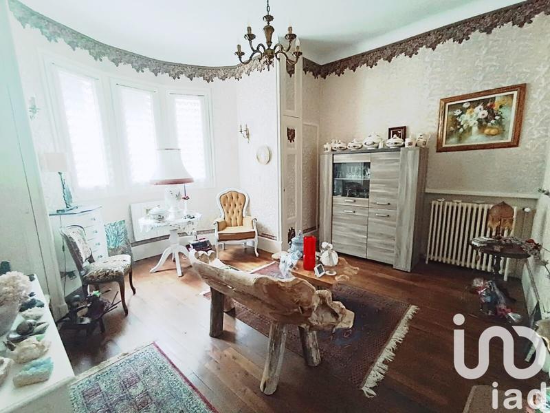 Maison de maîtres - 250 m² - 8 pièces