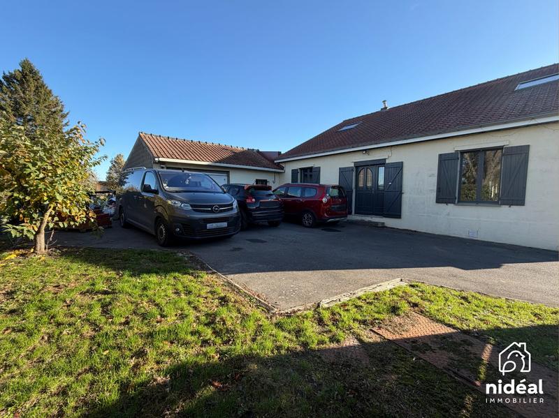 Maison - 196 m² - 6 pièces