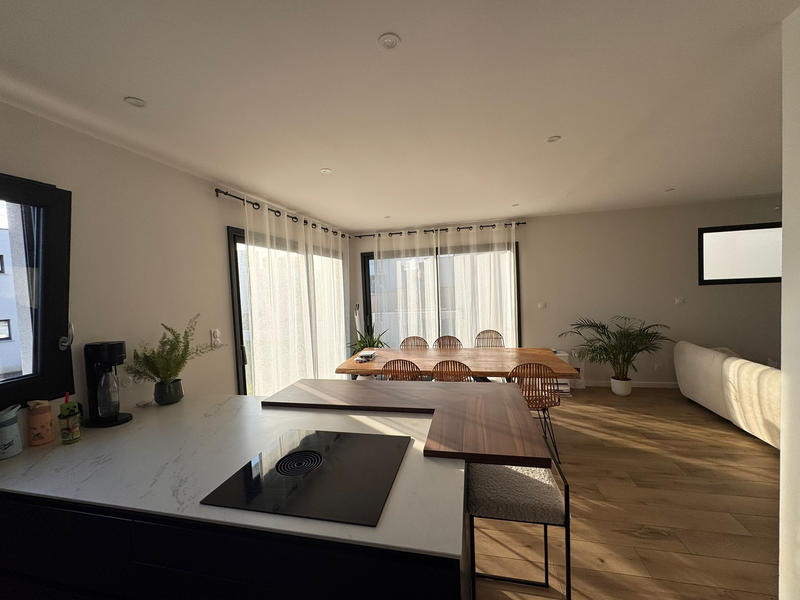 Maison - 106 m² - 5 pièces