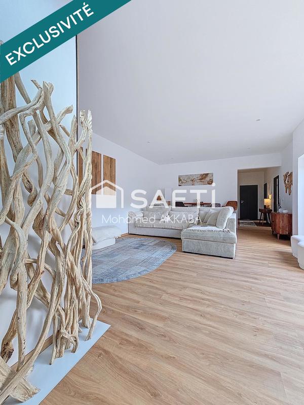 Villa - 315 m² - 12 pièces