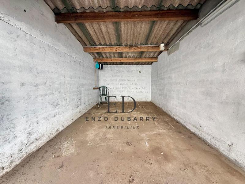 Parking / Garage - 16 m²