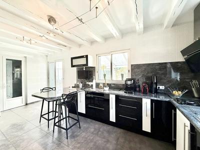 Maison - 149 m² - 5 pièces