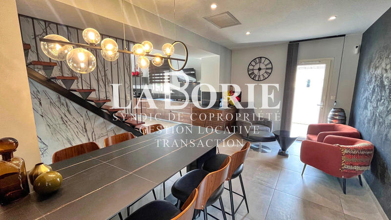 Villa - 140 m² - 5 pièces