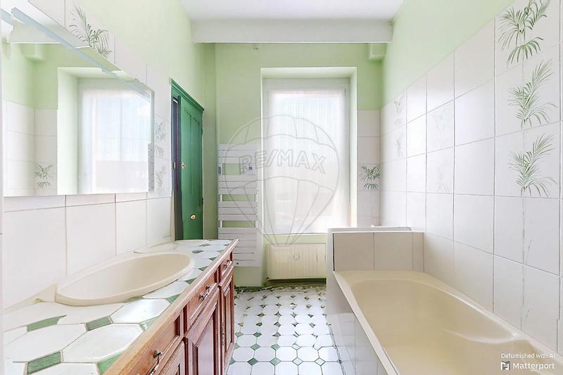 Maison de ville - 184 m² - 7 pièces