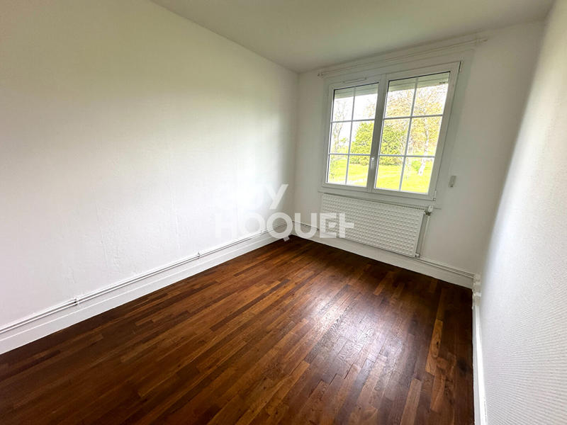 Maison - 95 m² - 6 pièces