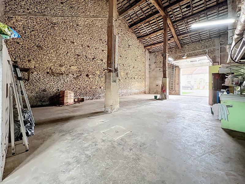 Maison - 147 m² - 7 pièces