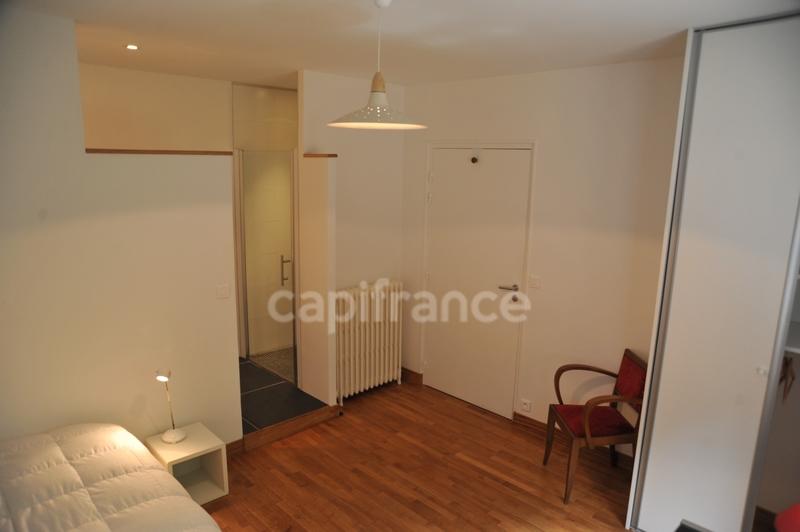 Maison - 217 m² - 11 pièces