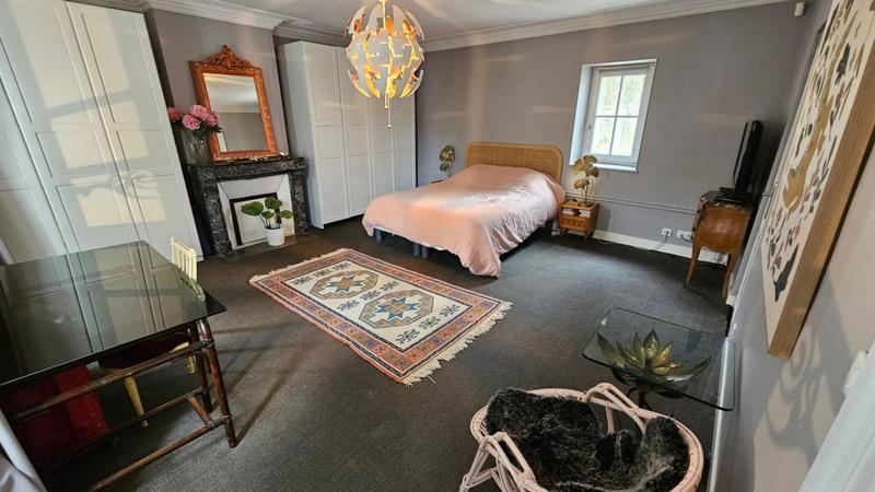 Maison - 198 m² - 8 pièces