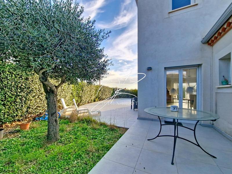 Maison - 110 m² - 4 pièces