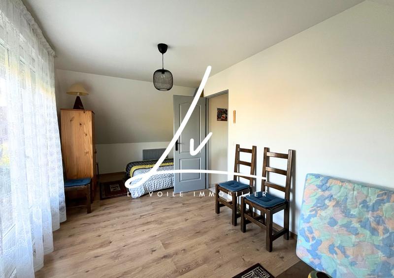 Maison - 177 m² - 7 pièces