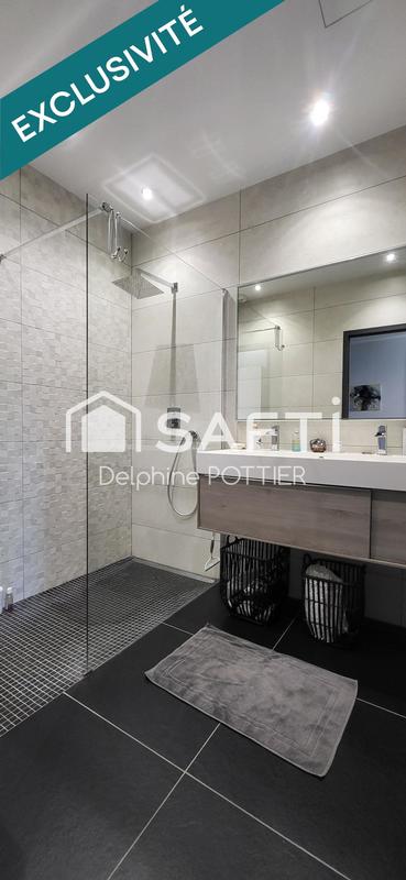 Maison - 199 m² - 6 pièces