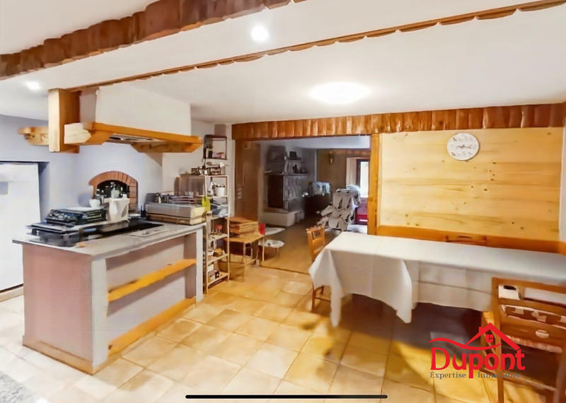 Maison traditionnelle - 104 m² - 5 pièces