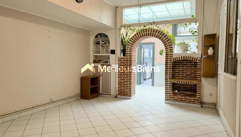 Propriété - 158 m² - 6 pièces