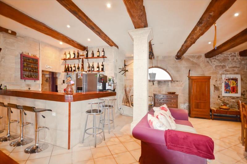 Maison - 224 m² - 6 pièces