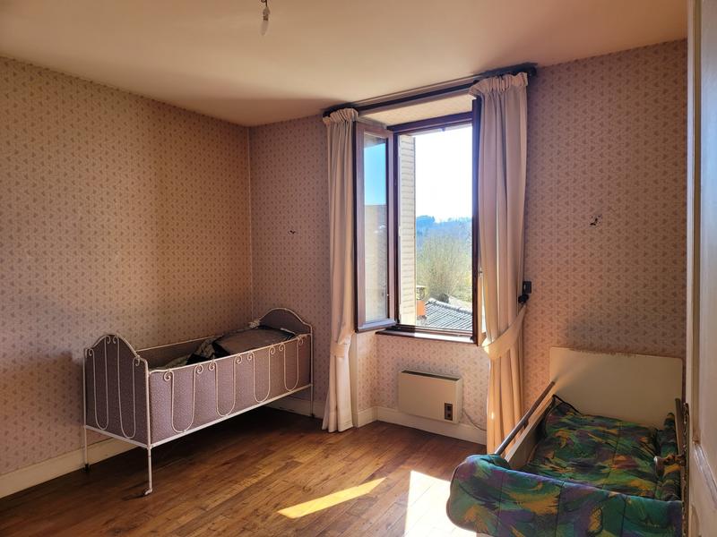 Maison - 190 m² - 8 pièces