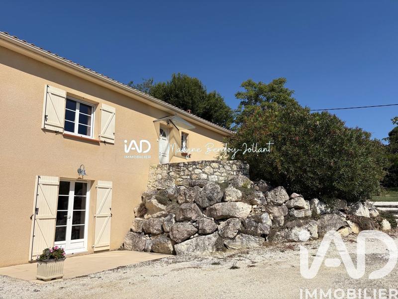 Maison - 143 m² - 4 pièces