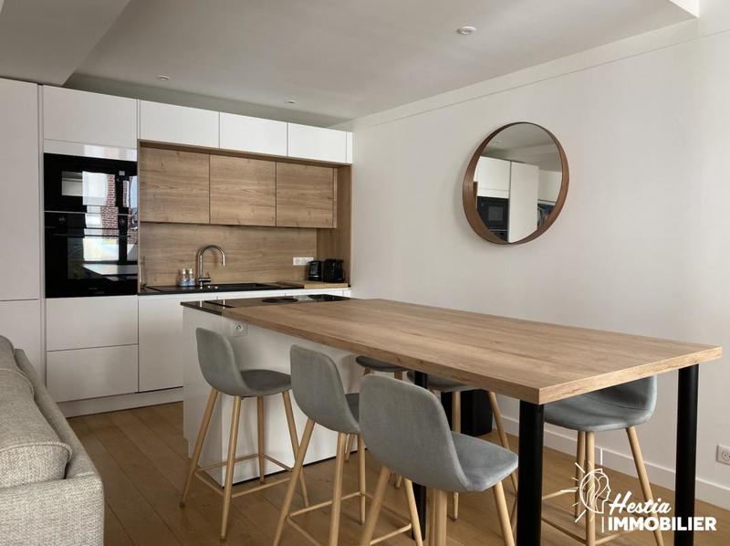 Appartement - 99 m² - 5 pièces