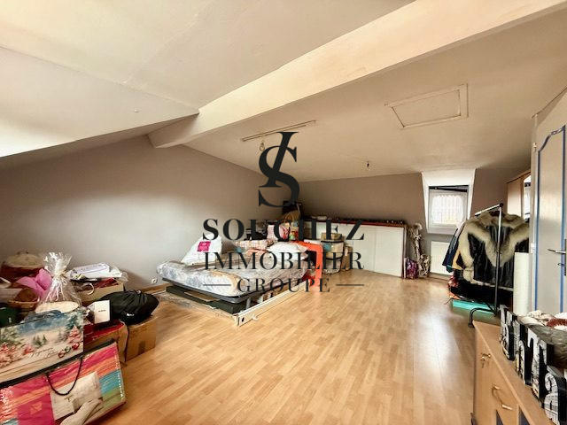 Maison - 122 m² - 5 pièces