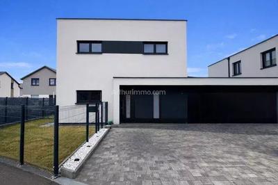 Maison - 136 m² - 7 pièces