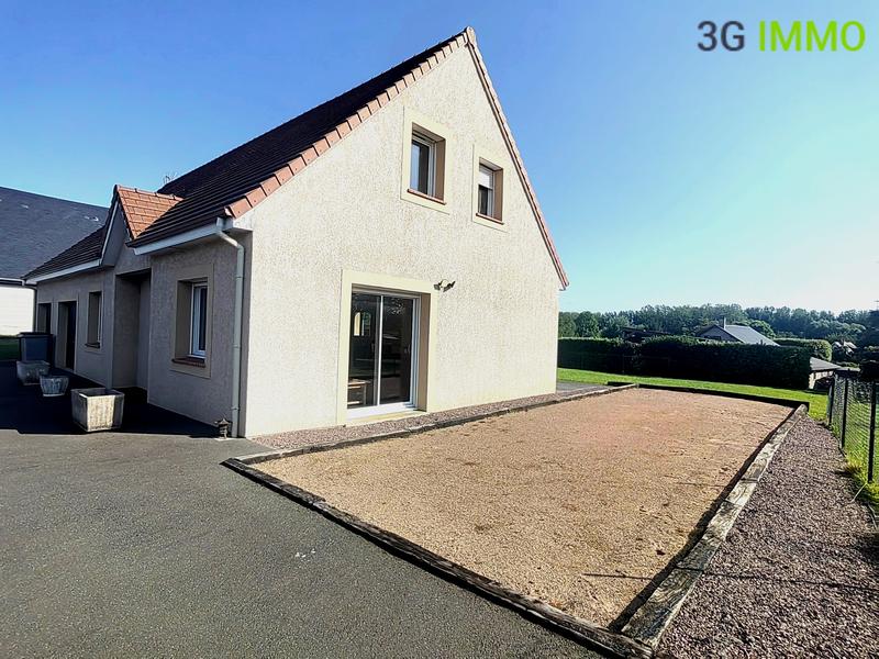 Maison traditionnelle - 159 m² - 6 pièces