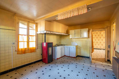 Maison - 213 m² - 5 pièces