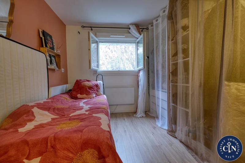 Appartement - 77 m² - 4 pièces